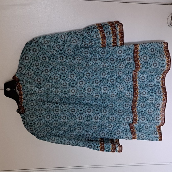 Alice&Olivia Julius Style bohemian print SzM blouse. Excellent condition - Picture 9 of 11